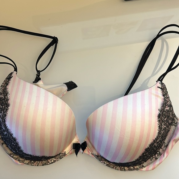 VS Very Sexy Push-up Bra NWOT - Picture 1 of 7